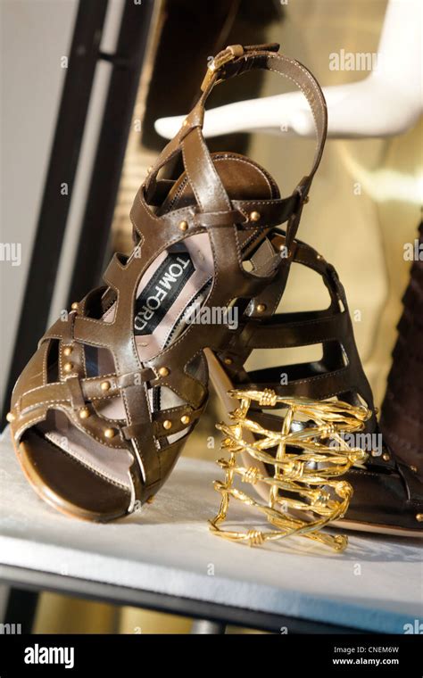 tom ford shoe store